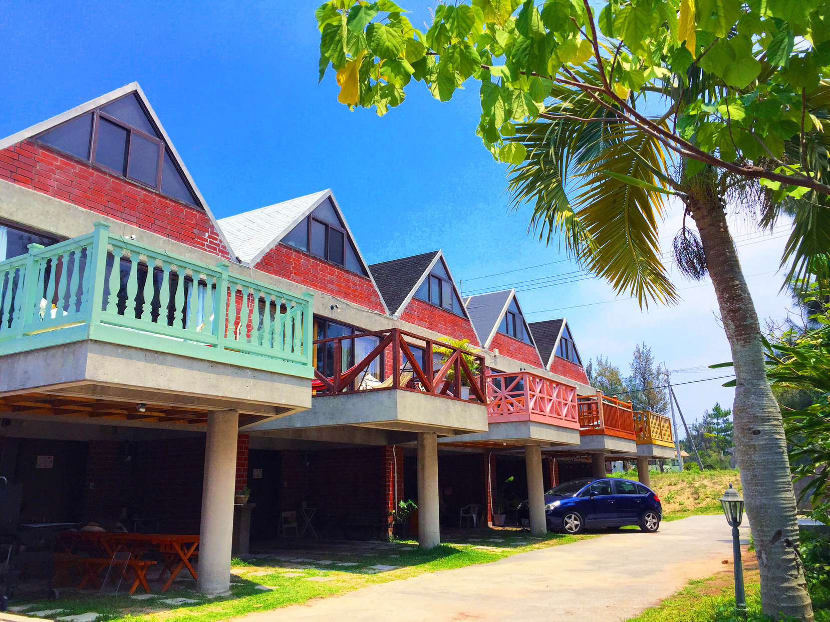 猫とピアノと星空のリゾートブティックコテージ StarryForestCottage Okinawa 施設全景