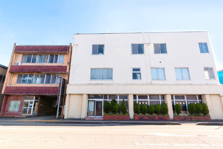 Tabist ビジネスホテルちとせ 柏崎 施設全景