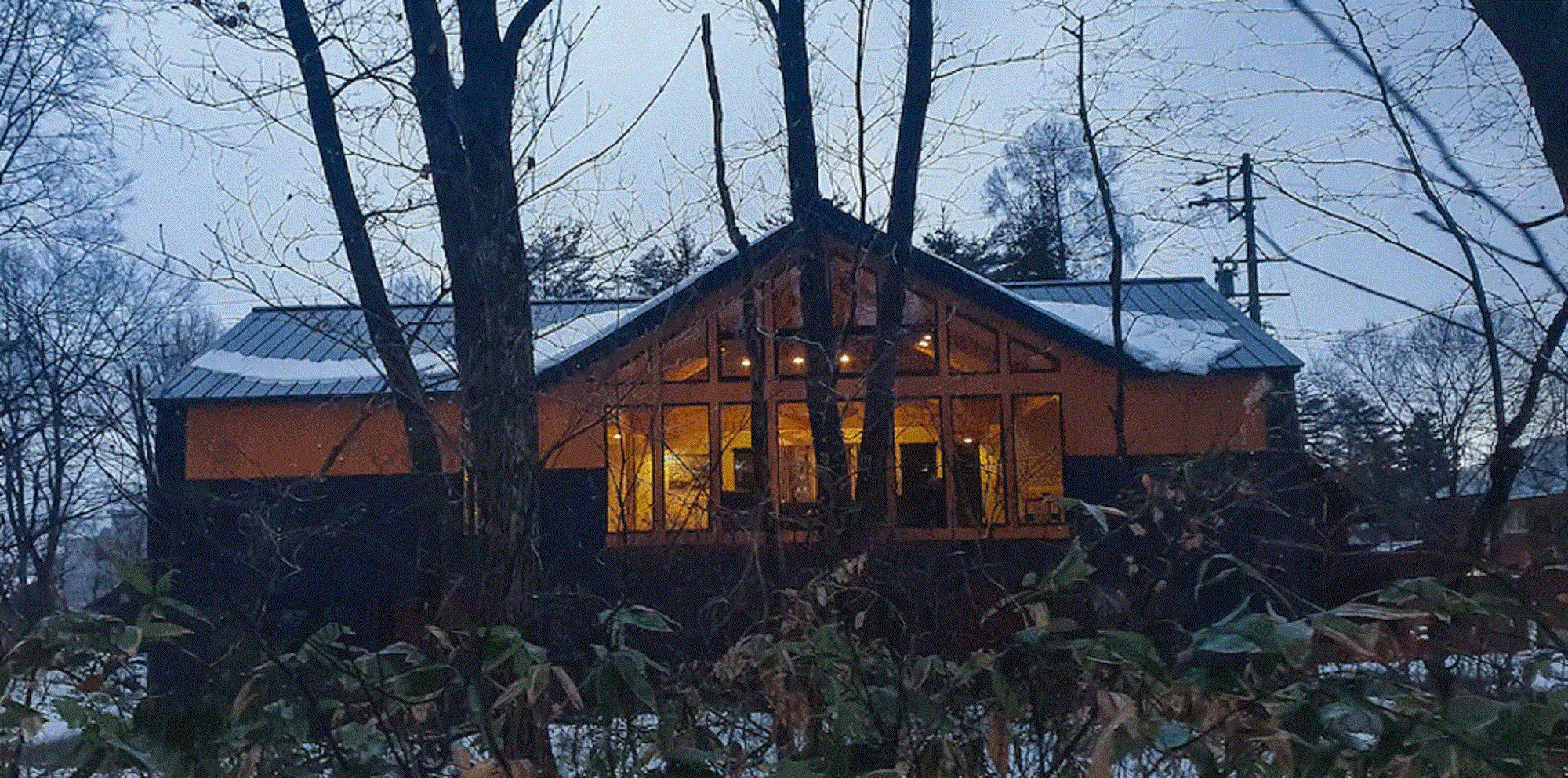 ＳＵＧＯＩ　ＣＨＡＬＥＴＳ 施設全景