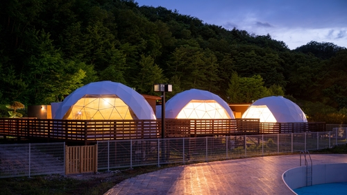 写真:GLAMPSEASON(グランシーズン)