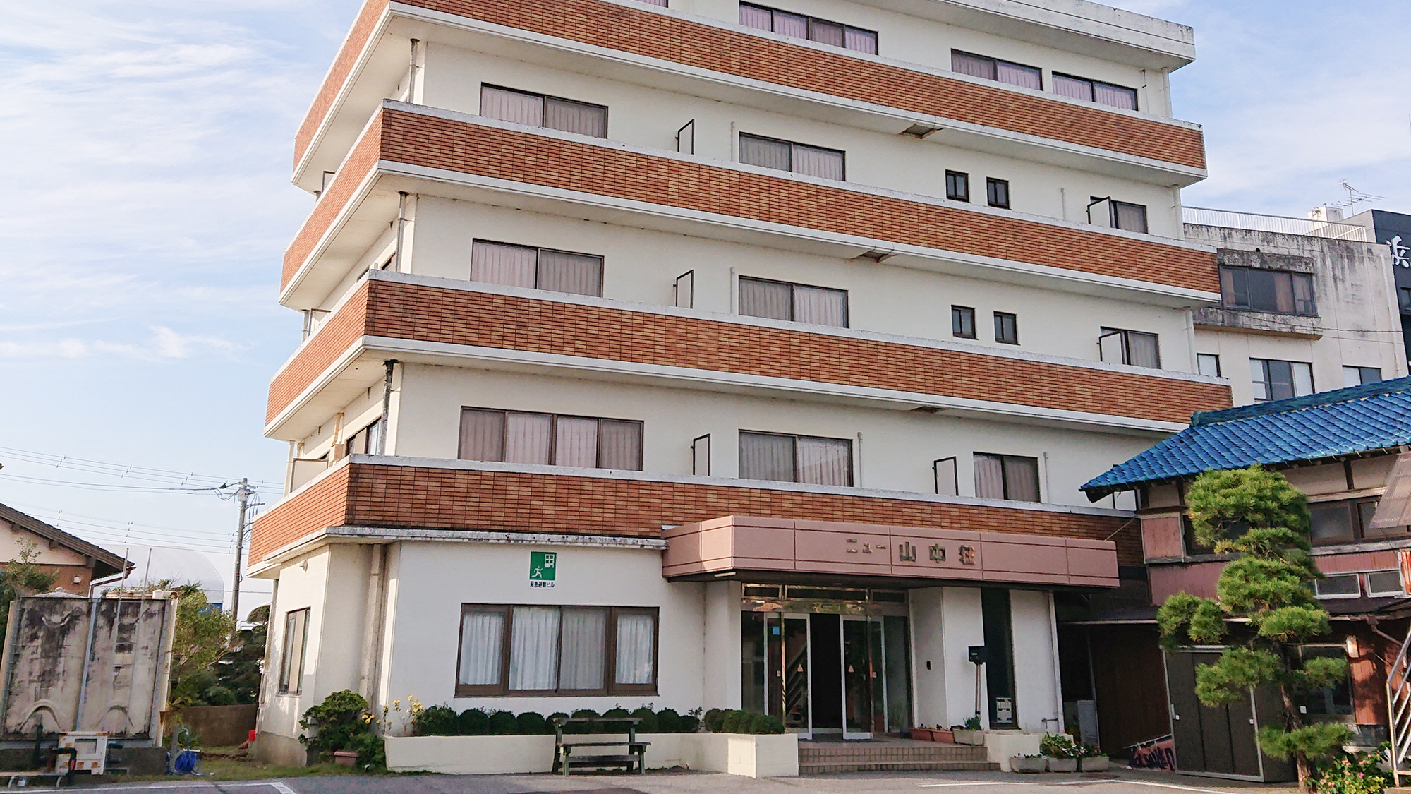 ニュー山中荘&nbsp;施設全景