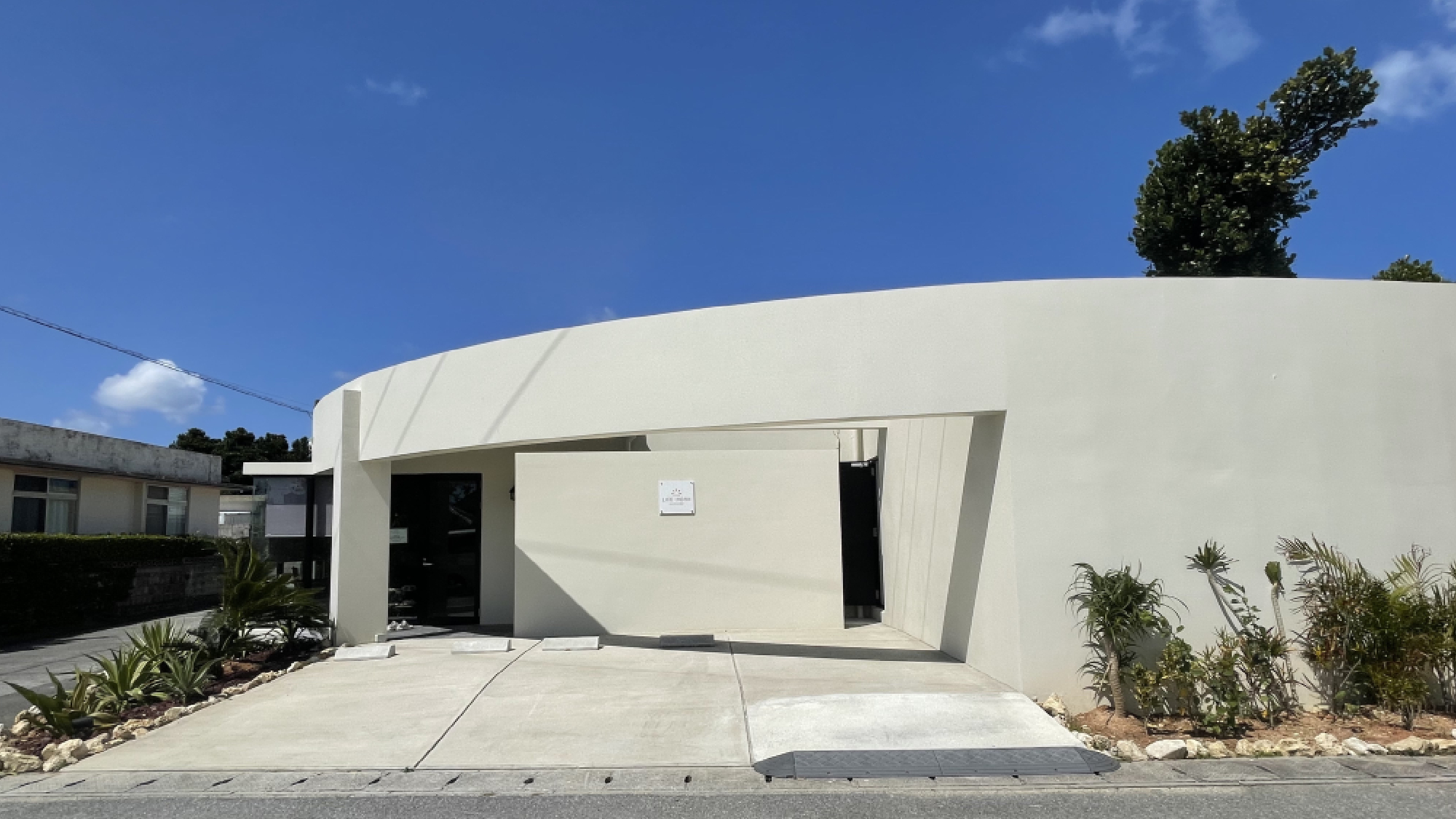 ｖｉｌｌａ　ＬＩＦＥ　ＩＮＤＡＨ　ｓｕｍｕｉｄｅ 施設全景