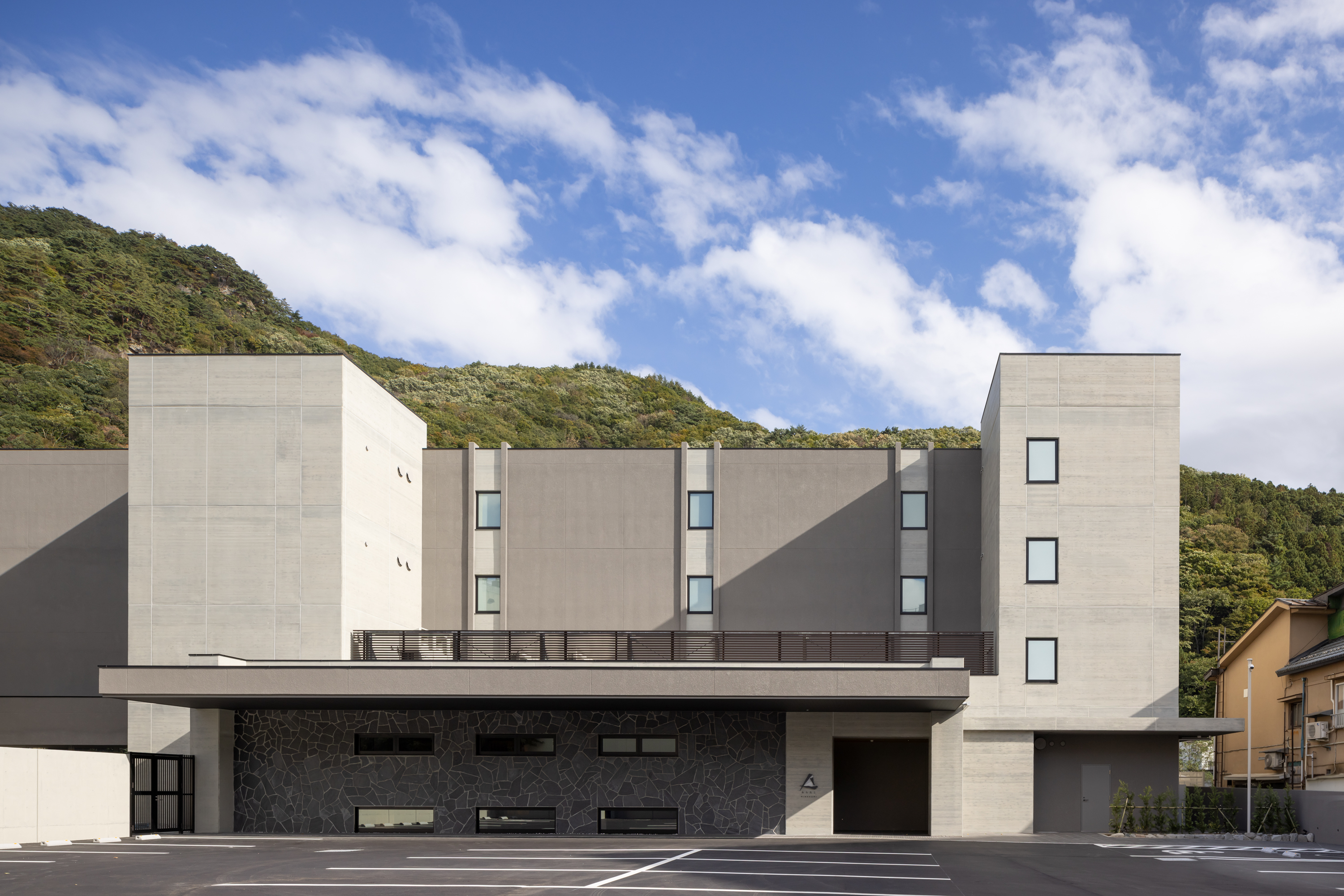 水上温泉 あらたし みなかみ 施設全景