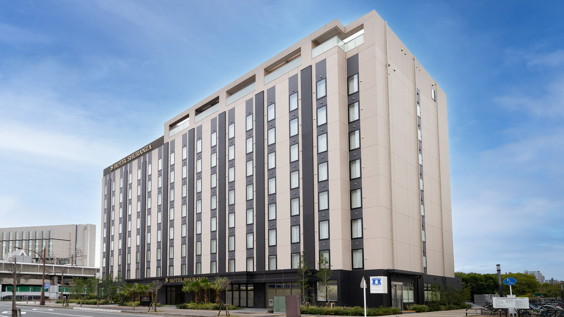 ホテルシュランザMAKUHARI BAY 施設全景