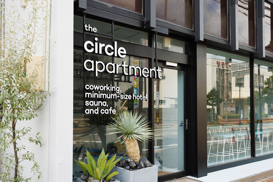 the circle apartment 施設全景