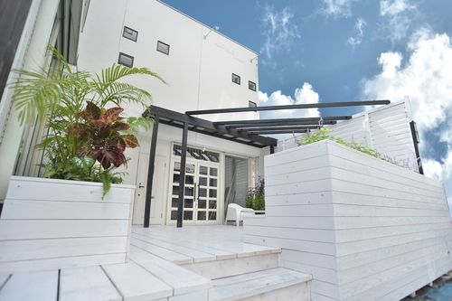 en- Hostel & Cafe bar<奄美大島> 施設全景