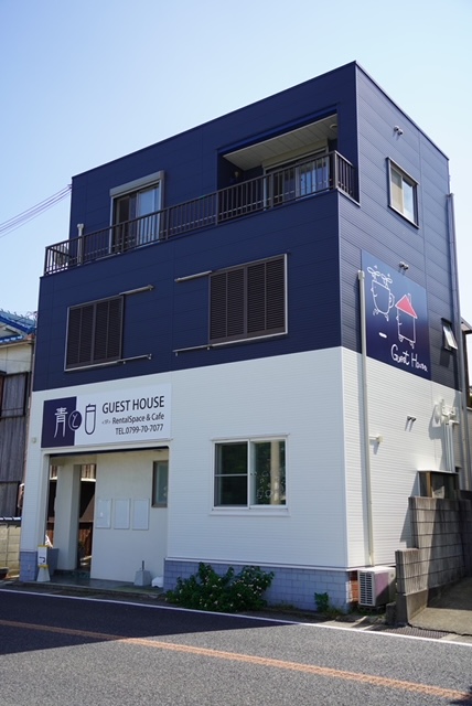 青と白<淡路島> 施設全景