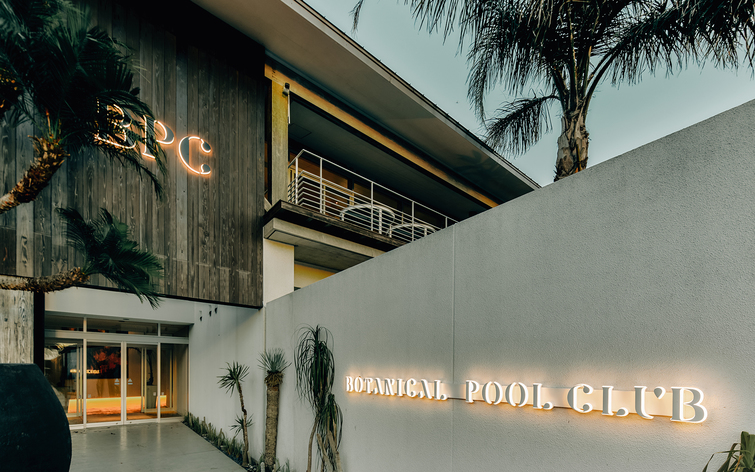 BOTANICAL POOL CLUB 施設全景