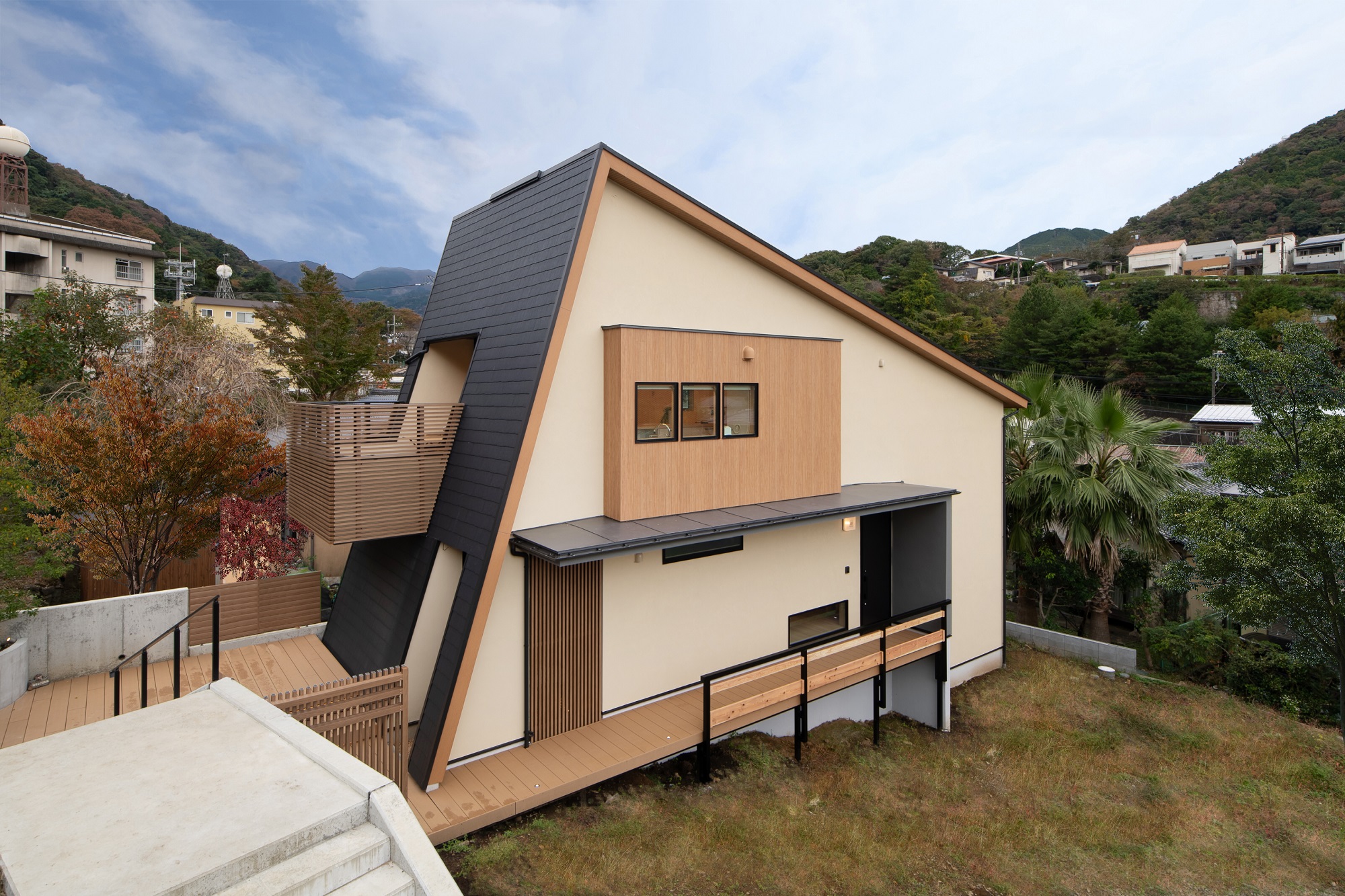 箱・玲瓏 施設全景