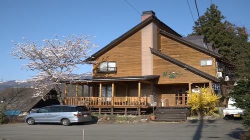 ペンション　紙ふうせん＜長野県＞ 施設全景