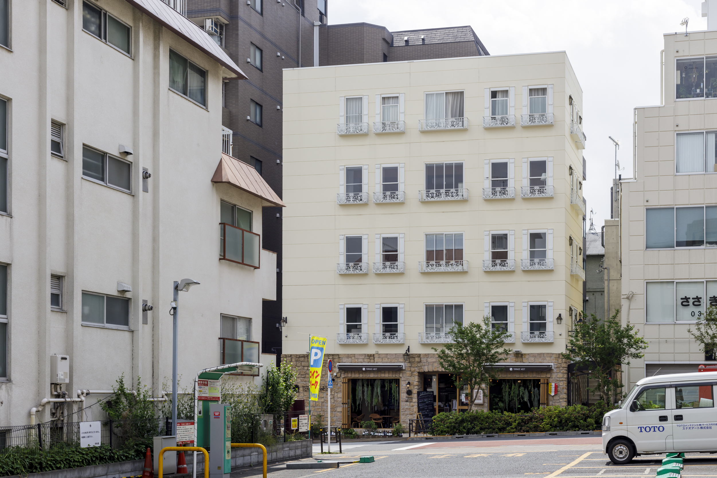 施設全景