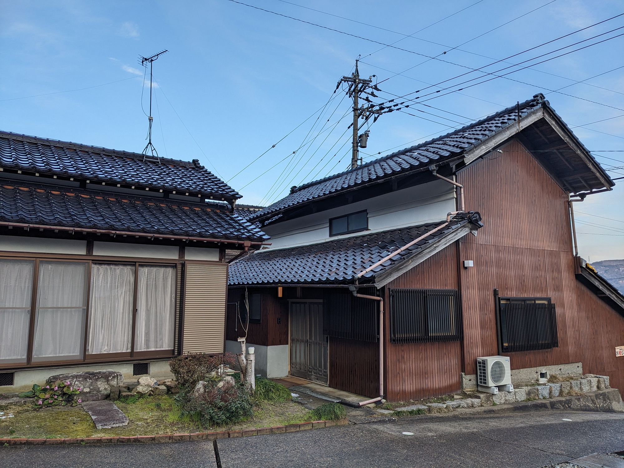 能登　金丸　お宿　オムスビノイエ 施設全景