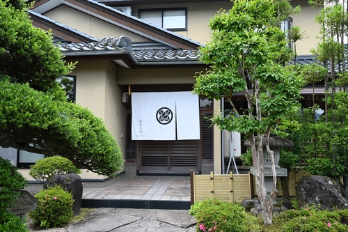 志ろきや 施設全景