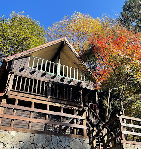 モリソンヴィラ 石垣のログハウス 施設全景