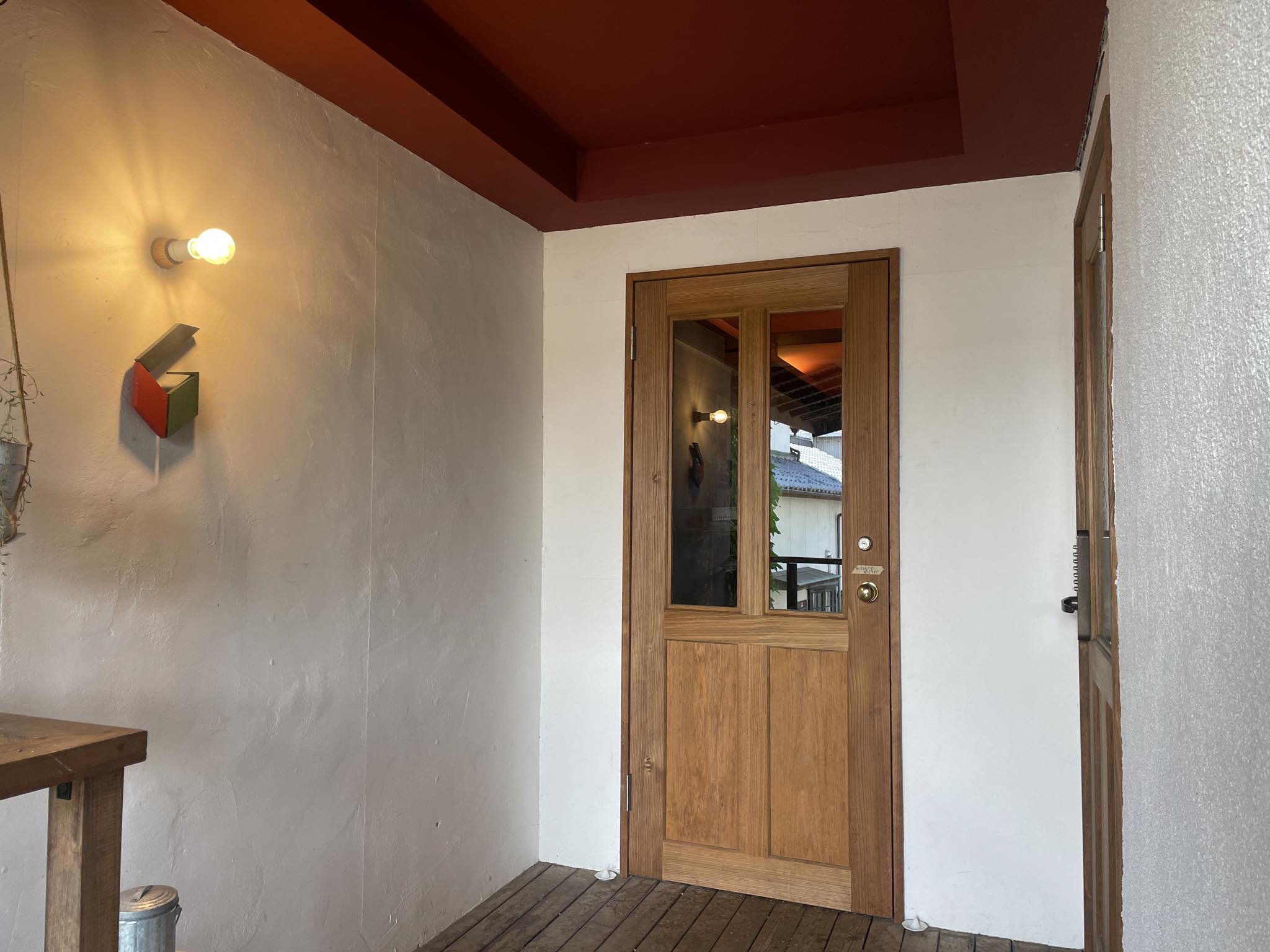 ゲストハウス さんかくワサビ 施設全景