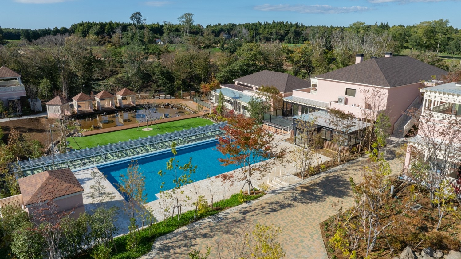 ADVENTURES ISLAND 小谷流沢ロッジ 施設全景