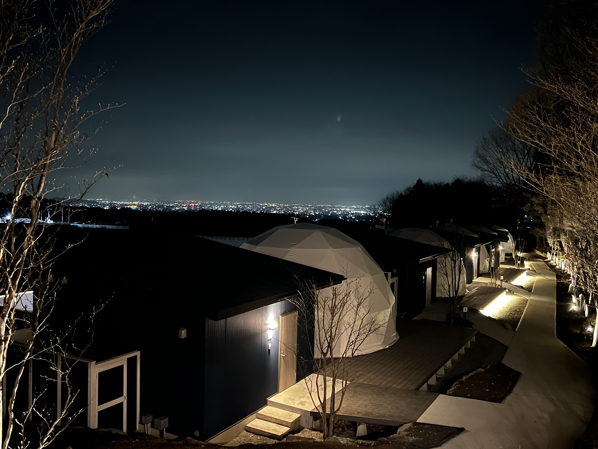 ＧｌａｍｐｉｎｇＡｒｅａ水と風と月&nbsp;施設全景