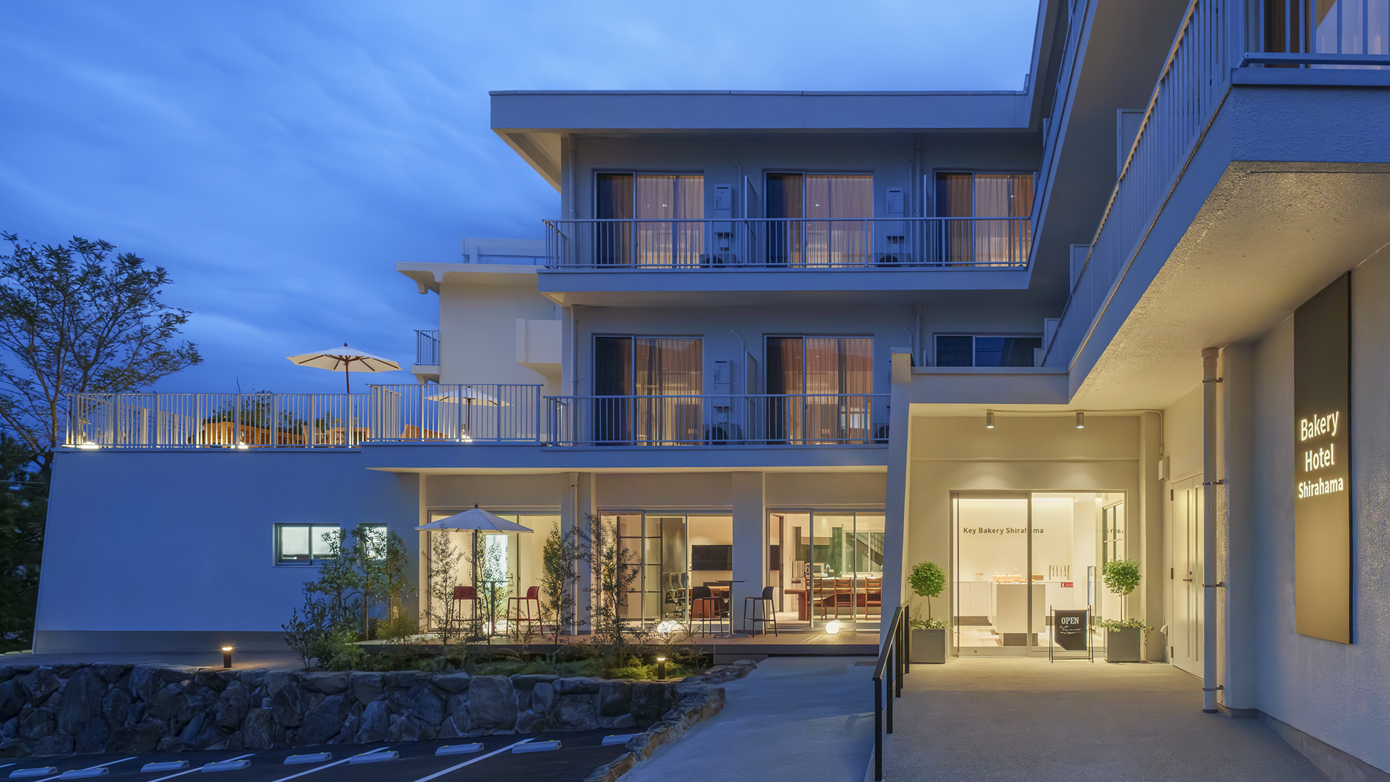 BAKERY HOTEL SHIRAHAMA(ベーカリーホテル シラハマ) 施設全景
