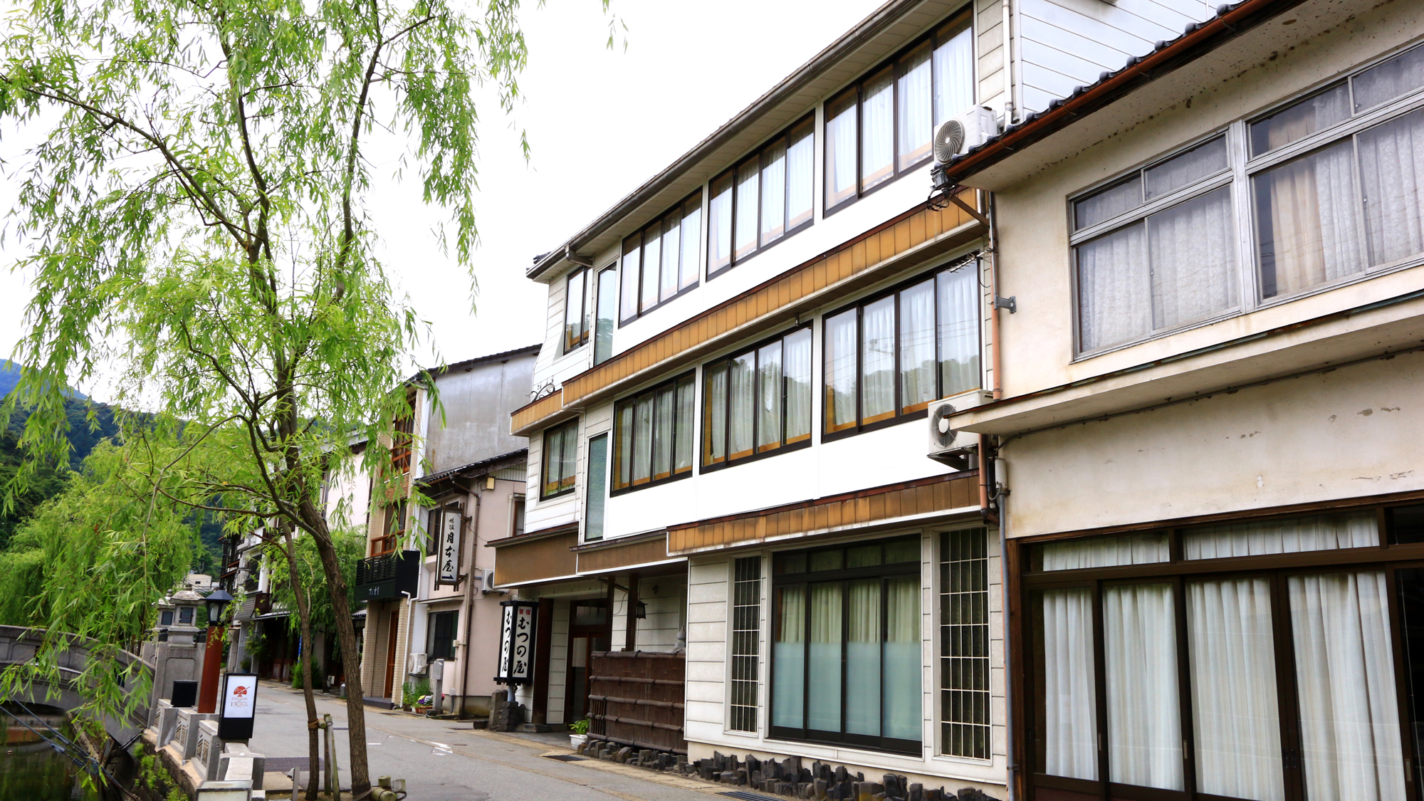 城崎温泉 網元の宿 蟹宿むつの屋 施設全景
