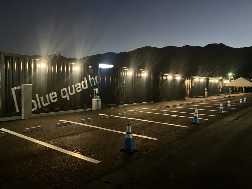 ｂｌｕｅ　ｑｕａｄ　ｈｏｔｅｌ　諏訪
