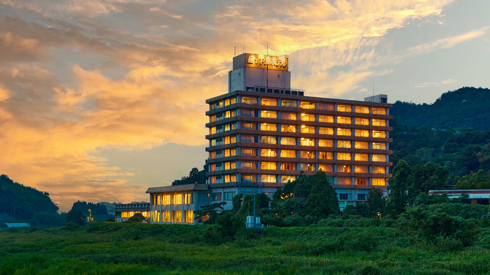 三朝温泉 三朝ロイヤルホテル 施設全景