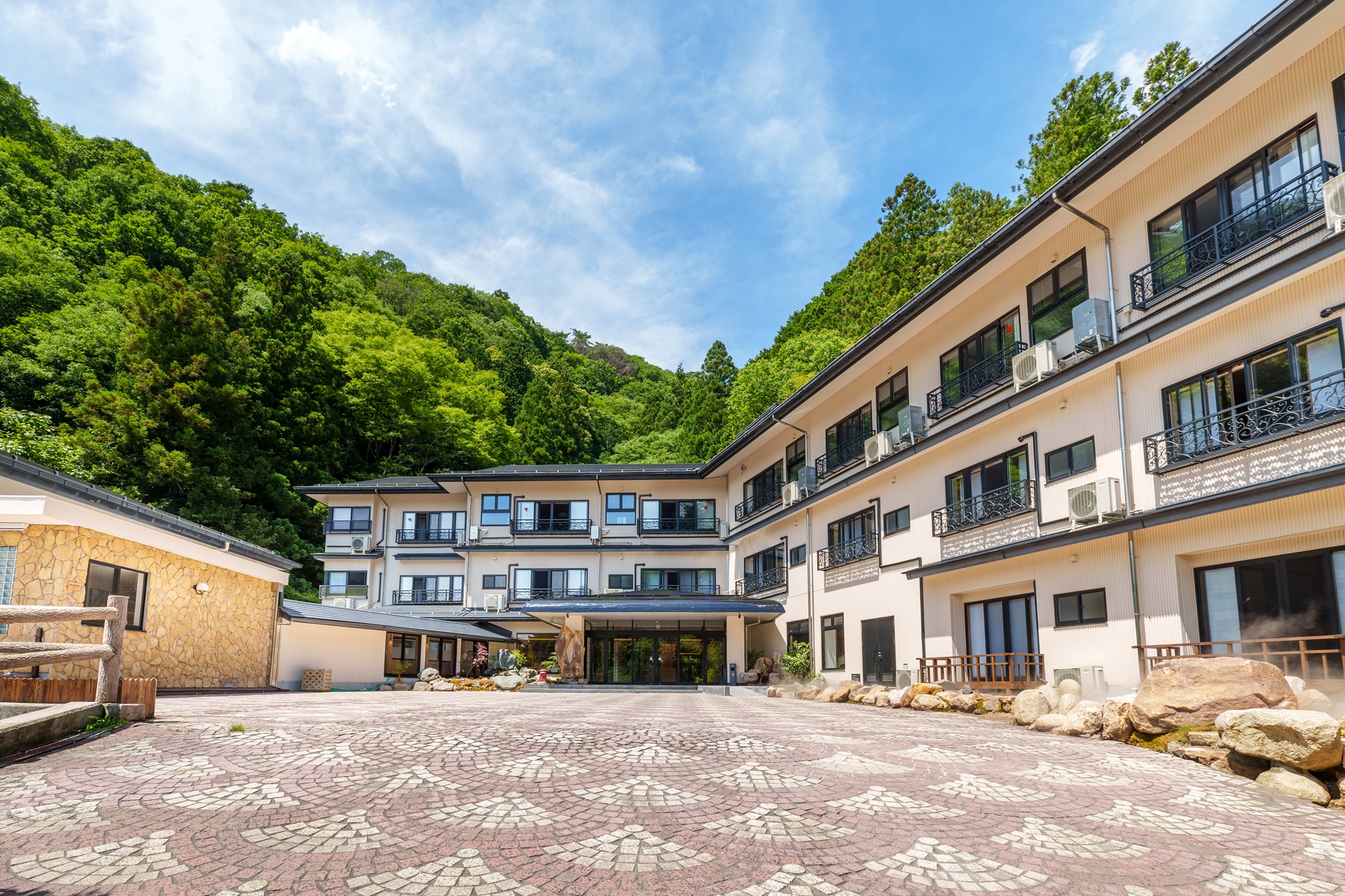 積翠寺温泉古湯坊坐忘庵