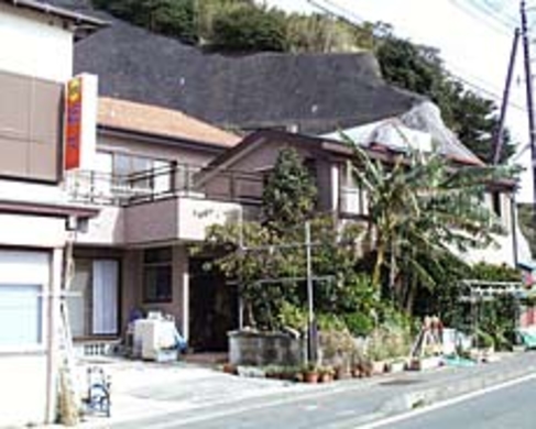 海女と漁師の宿 民宿 坂下<静岡県> 施設全景