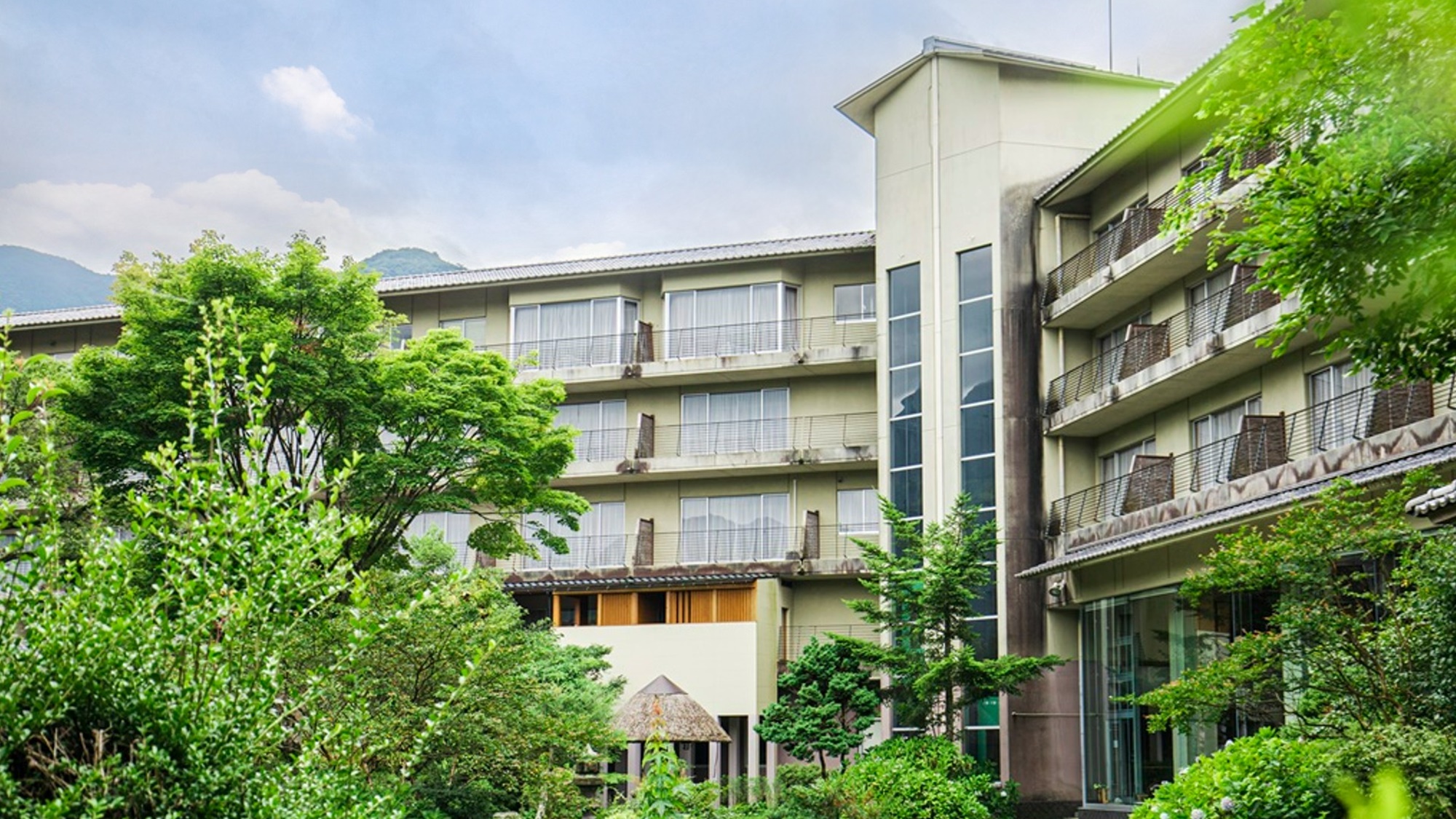 由布院温泉 由布院ことぶき 花の庄 施設全景