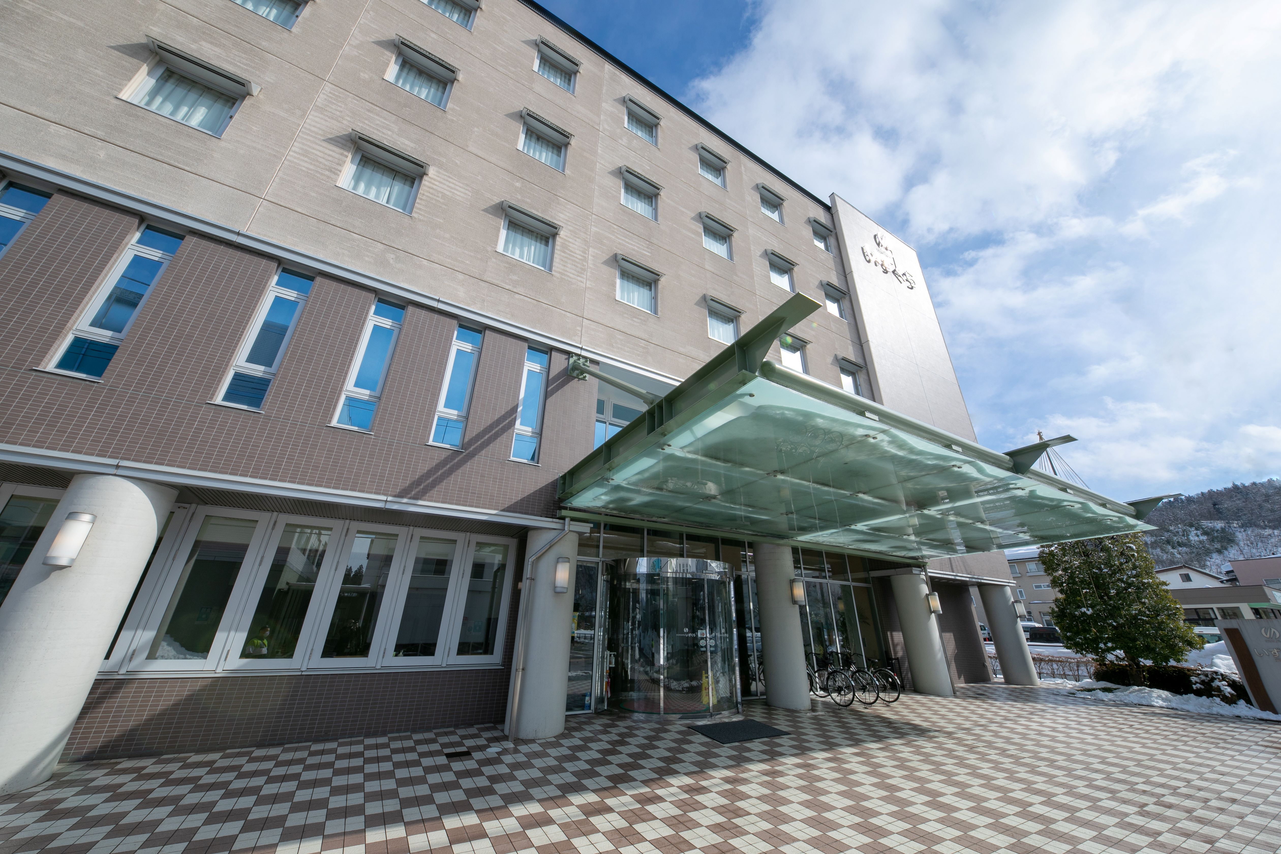 ビジネスホテル いずくら 施設全景