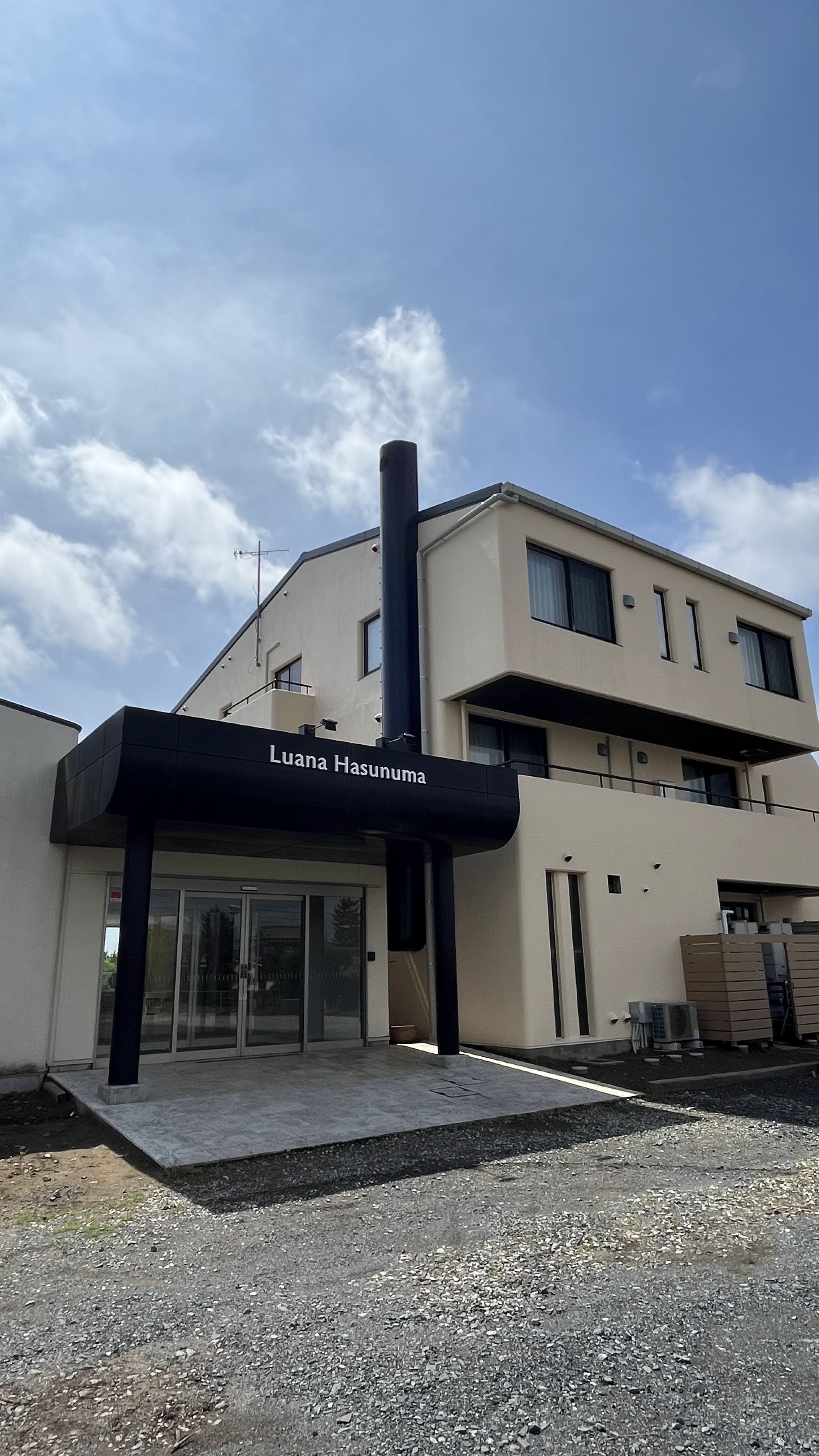 Luana Hasunuma HOTEL&CAFE 施設全景