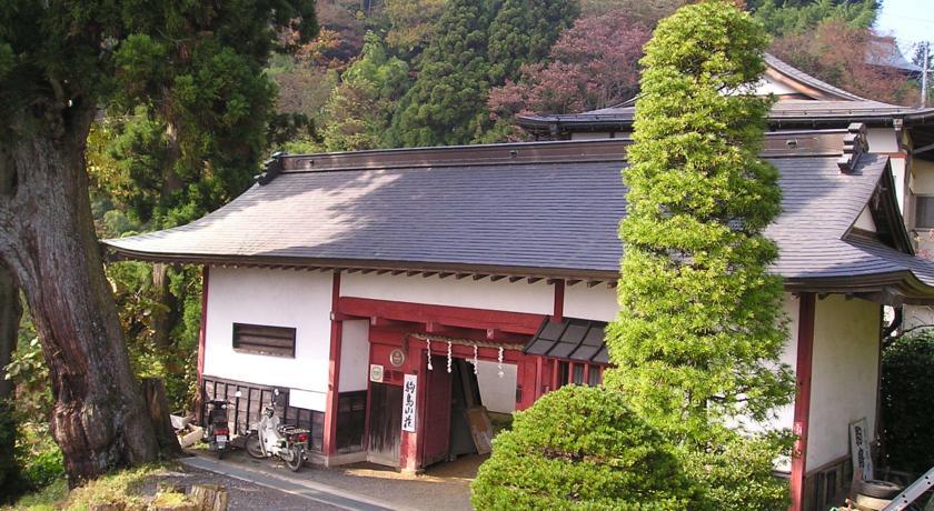 駒鳥山荘 施設全景