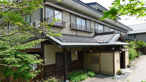 高原旅館 野辺山荘 施設全景