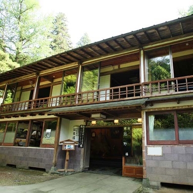 松琴館 施設全景