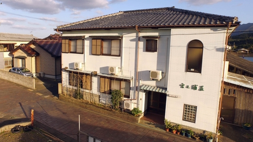 民宿　宮之浦荘　＜屋久島＞ 施設全景