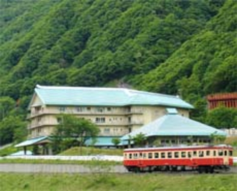 姫川温泉 ホテル国富翠泉閣 施設全景