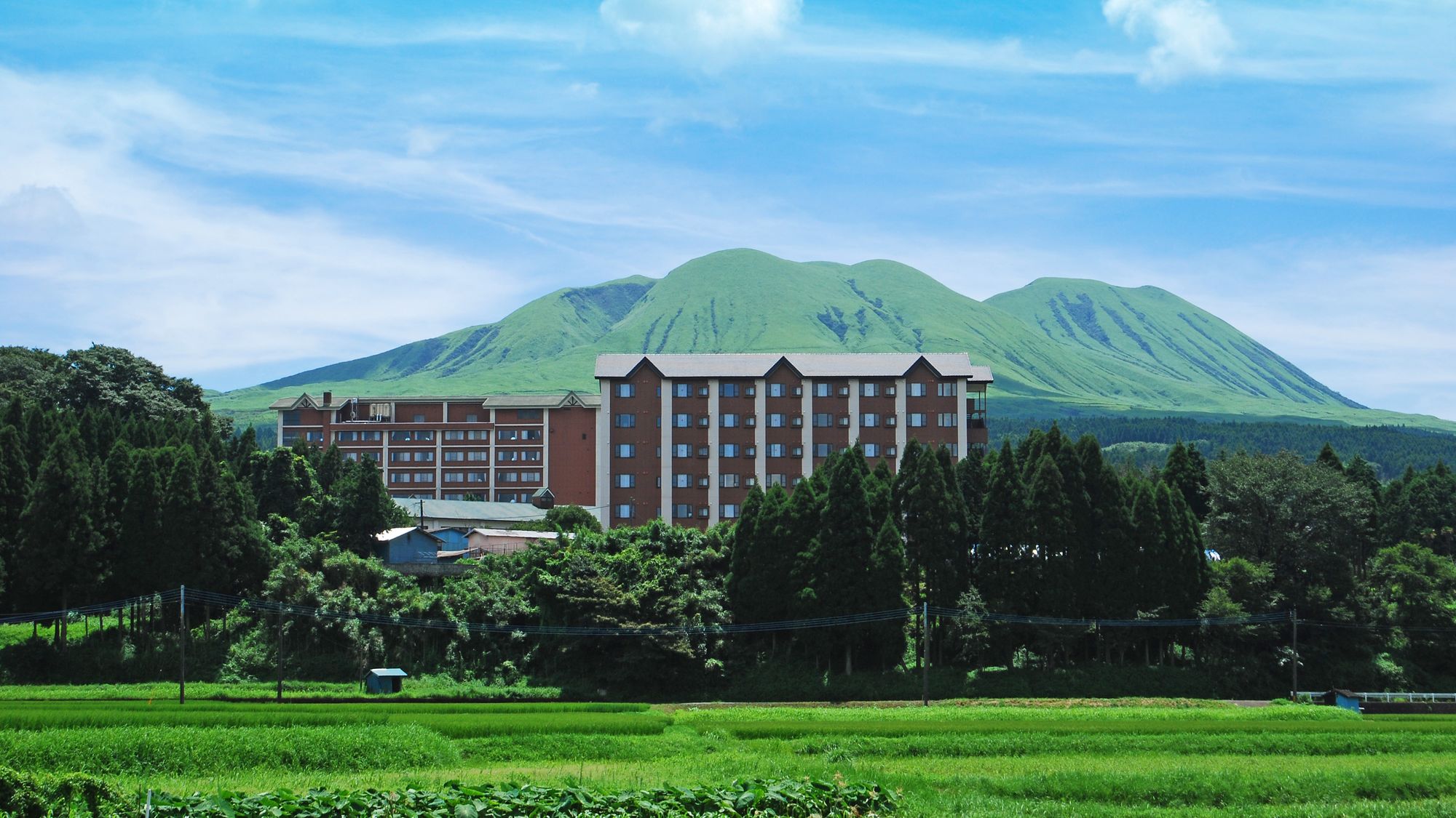 亀の井ホテル 阿蘇 パークリゾート 施設全景