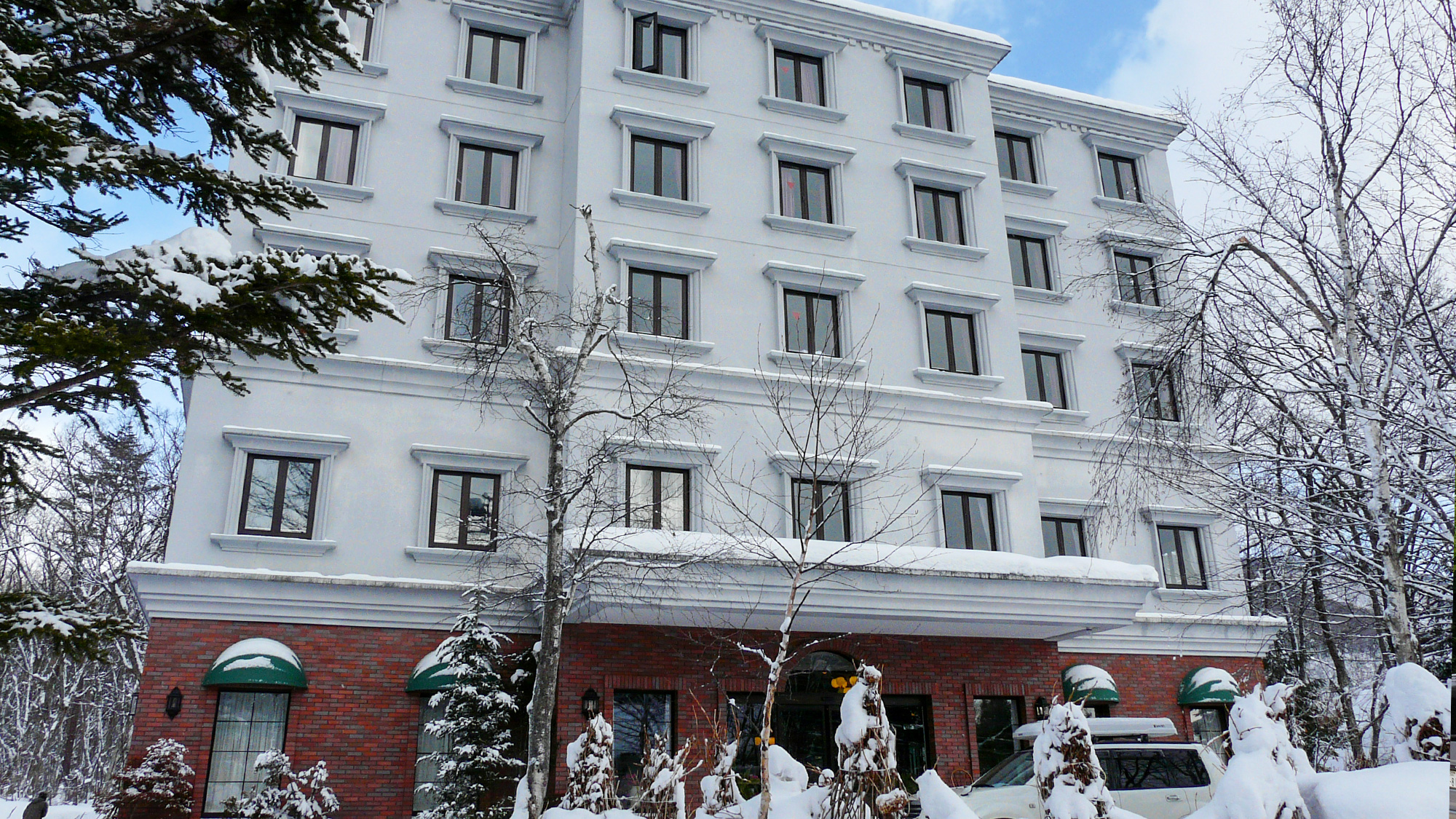 ホテルアベスト八方Ａｌｄｅａ（Ｈｏｔｅｌ　Ａｂｅｓｔ　Ｈａｐｐｏ　Ａｌｄｅａ） 施設全景