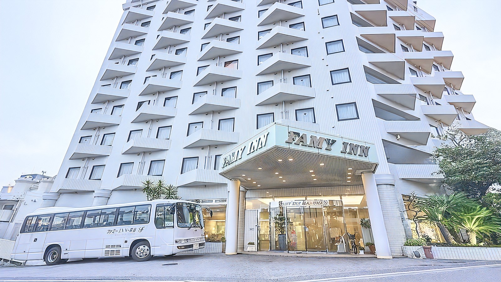 ファミーINN幕張 施設全景