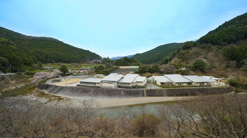 美里の湯　かじか荘 施設全景