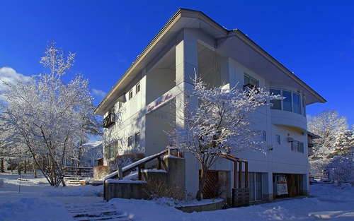 東八幡平温泉 ペンション あんとる・ど・めえる 施設全景