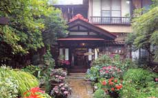 山楽荘 施設全景