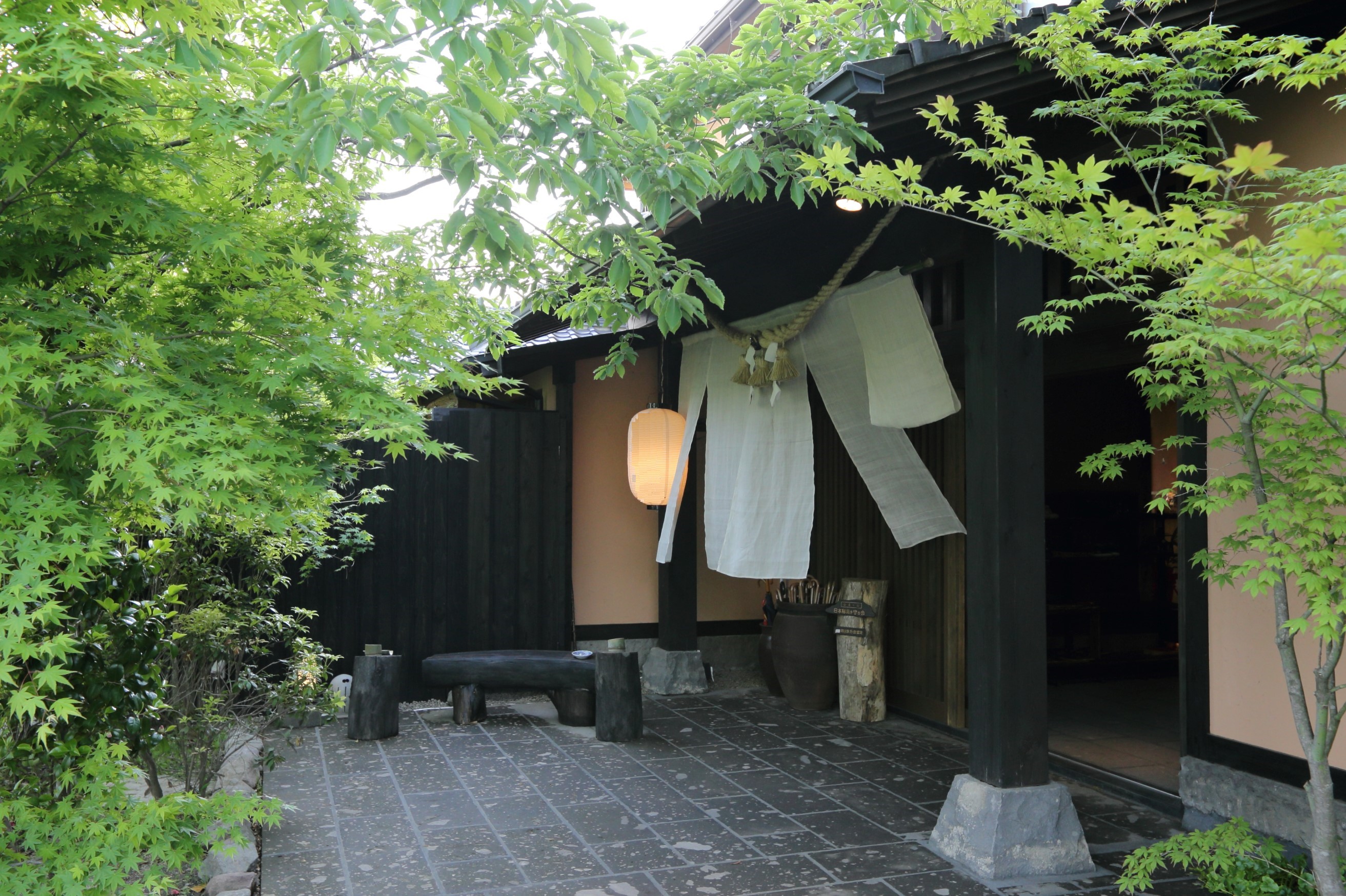 阿蘇内牧温泉 御料理旅館 親和苑 施設全景
