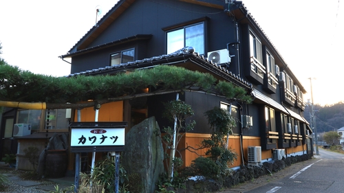 別館 カワナツ 施設全景