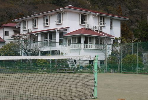 城ヶ崎川上ペンション 施設全景