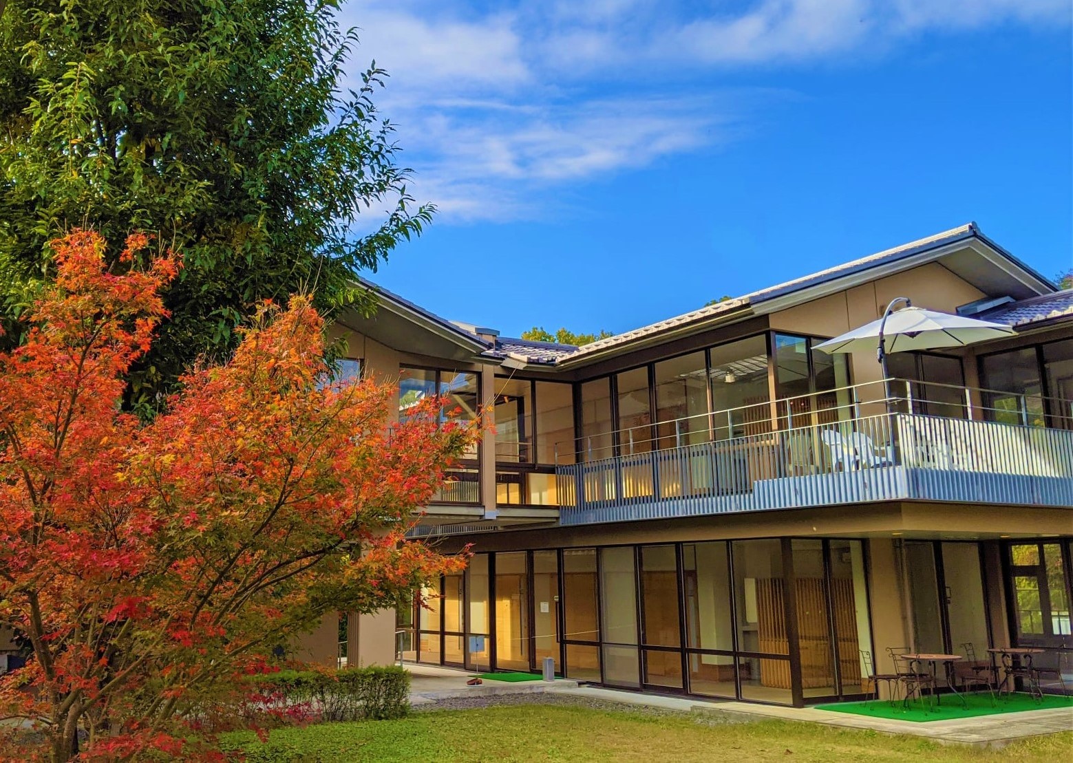 宇多野ユースホステル 施設全景