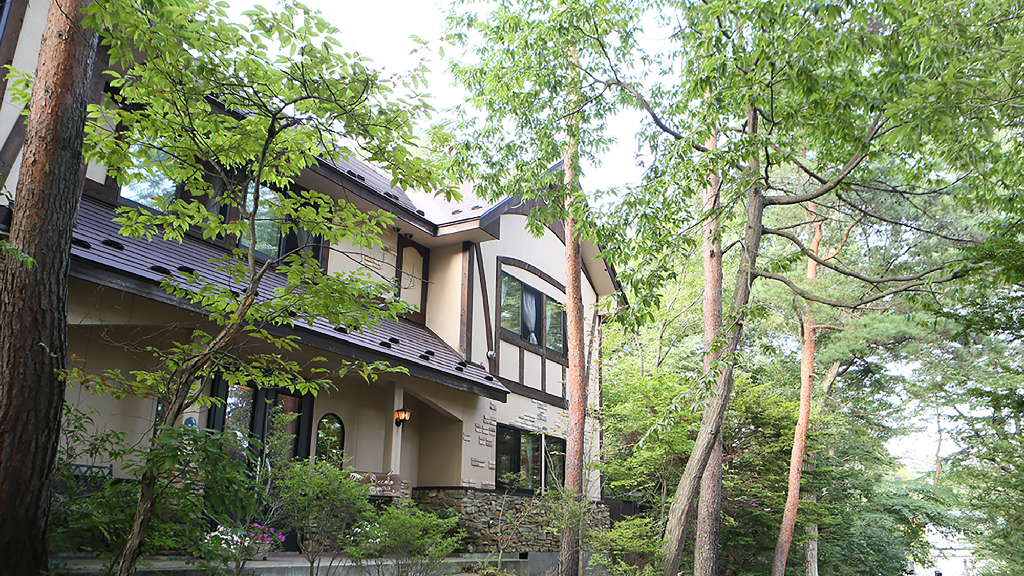 ピッコロホテル オペラ軽井沢 施設全景