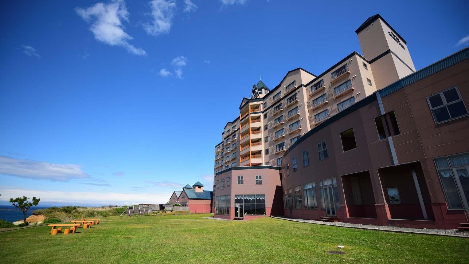 鯵ヶ沢温泉 ホテルグランメール 山海荘 施設全景