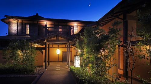 お宿うち山 施設全景