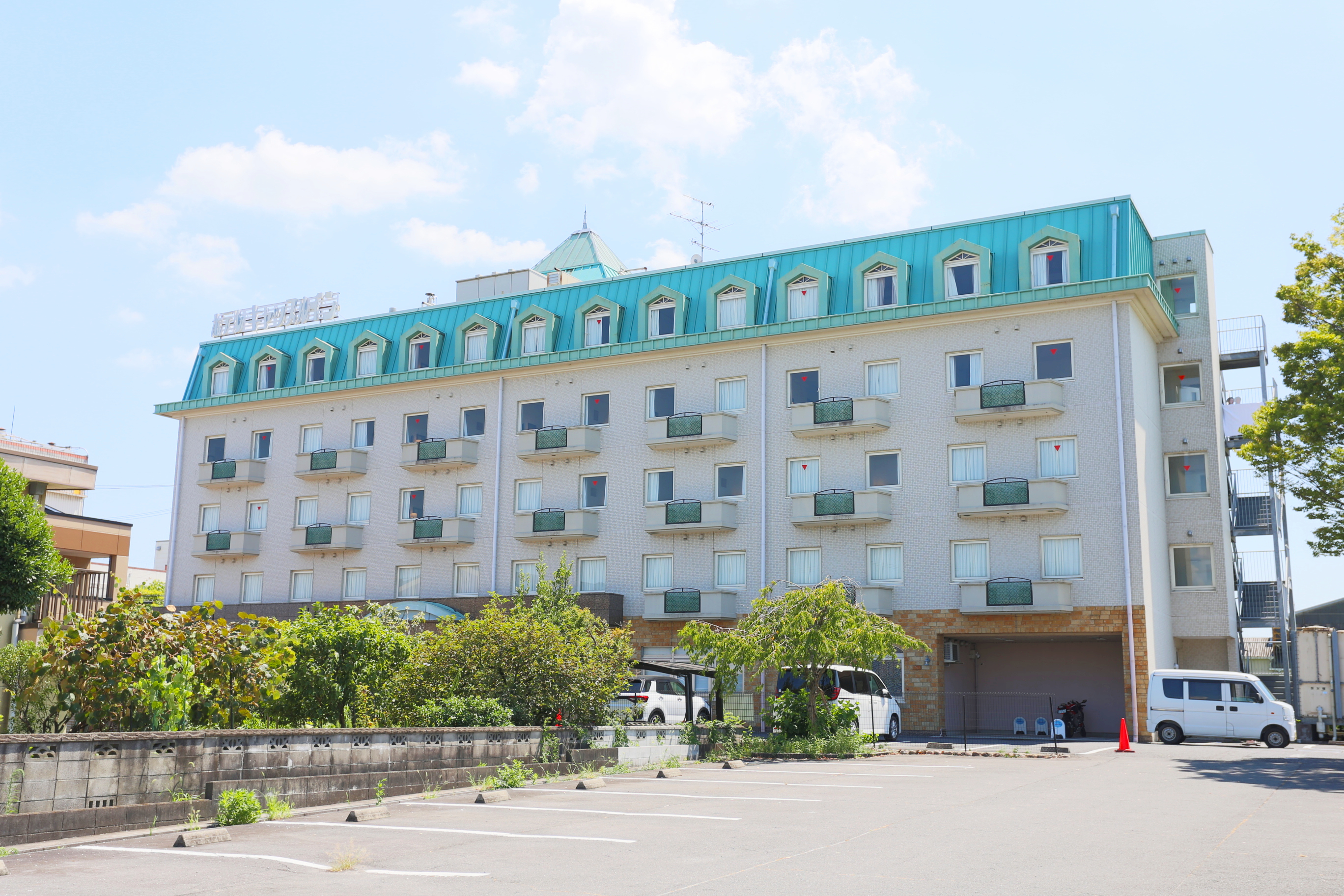 ホテルキャッスルイン鈴鹿中央(旧 ホテルキャッスルイン玉垣) 施設全景