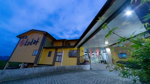 写真:原鶴温泉 旅館とよとみ